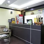 Oyo 147 De Uptown Hotel Damansara Utama
