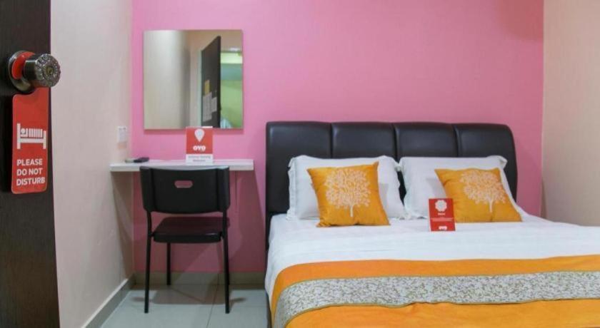 Oyo 147 De Uptown Damansara Utama Petaling Jaya